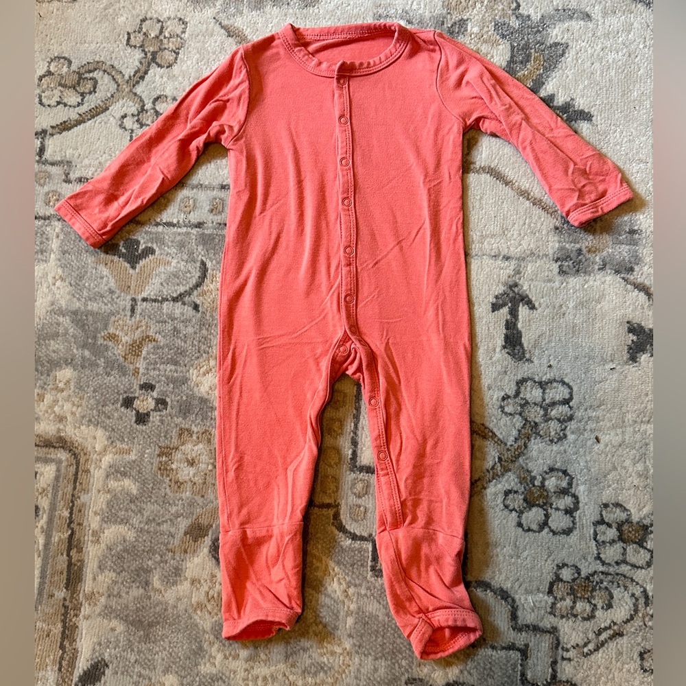 Kyte bamboo 3-6mo footless long sleeve coral button up